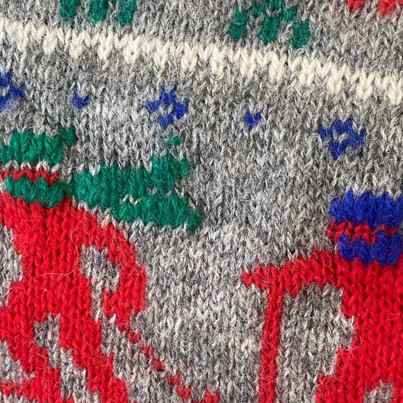 Vintage Lord & Taylor Wool sweater - Picture 6 of 10